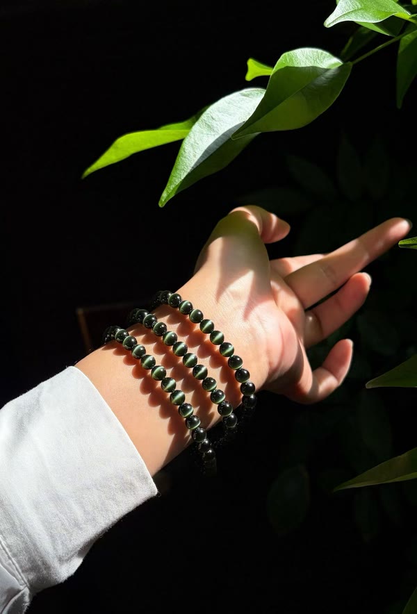 Nephrite Cat’s Eye Necklace